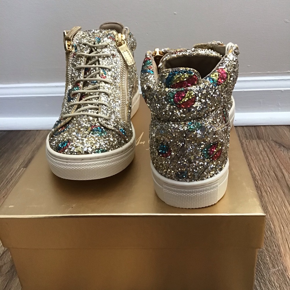 Giuseppe Zanotti  for kids